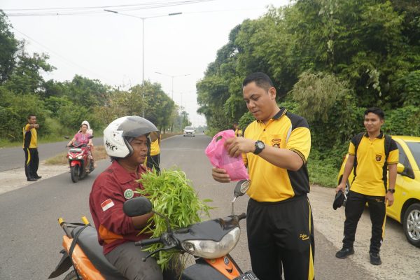 Polsek Prabumulih Timur Gelar Panen P2L, Dukung Ketahanan Pangan dan Program Makan Bergizi Gratis